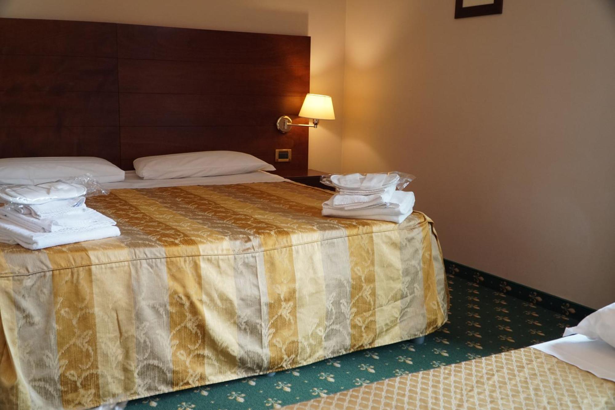Hotel President Montecatini Terme Buitenkant foto